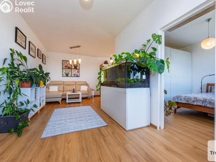 Prodej bytu 3+KK Šestajovice, Komenského č. 14