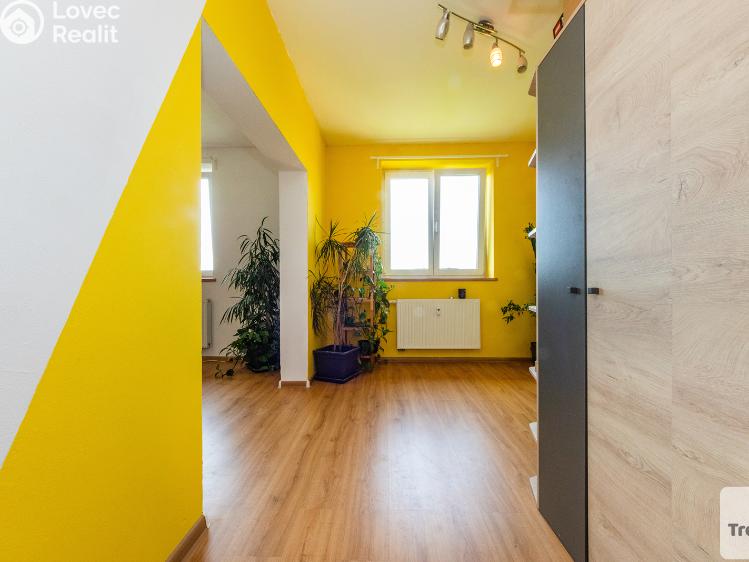 Prodej bytu 3+KK Šestajovice, Komenského č. 17