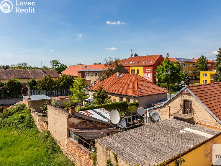 Prodej bytu 3+KK Šestajovice, Komenského č. 21