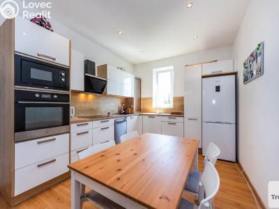 Prodej bytu 3+KK Šestajovice, Komenského č. 1