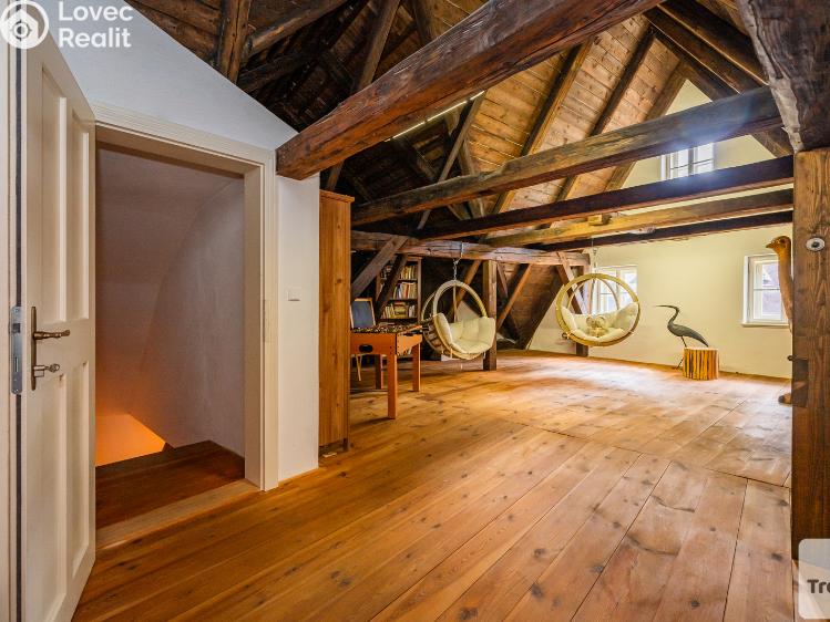 Prodej rodinného domu Loket, T. G. Masaryka 87/21 č. 9