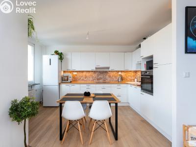 Prodej bytu 2+1 Praha, Bouřilova č. 1