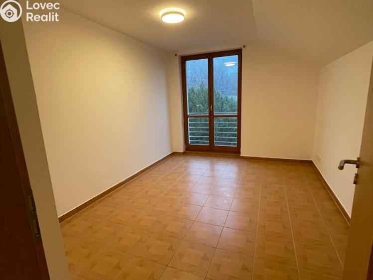 Pronájem bytu 3+KK Kly č. 9