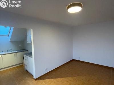 Pronájem bytu 3+KK Kly č. 6