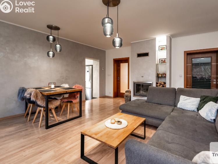 Продаж сімейного будинку Neratovice, Za Lesem č. 17