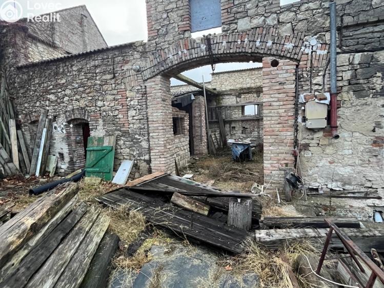 Продаж сімейного будинку Peruc č. 14