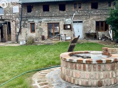 Продажа семейного дома Peruc č. 3