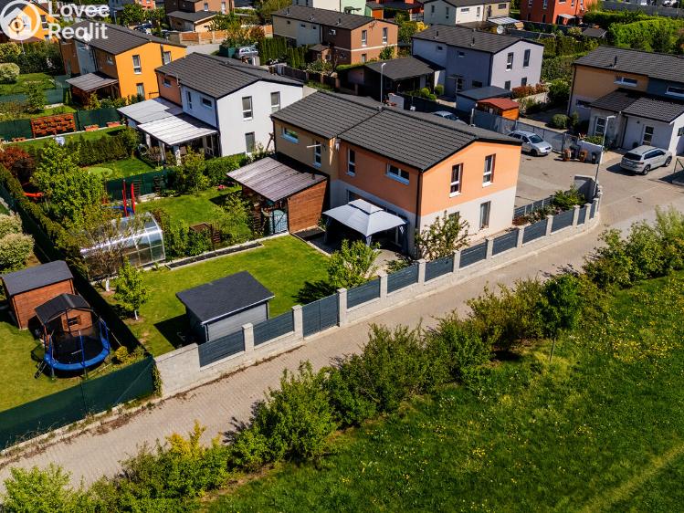 Продажа семейного дома Nehvizdy, Ořechová 930 č. 1