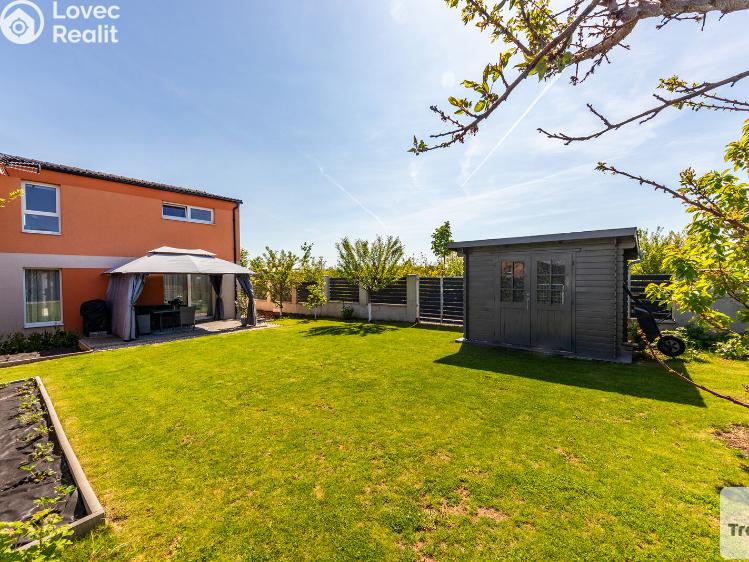 Продажа семейного дома Nehvizdy, Ořechová 930 č. 2