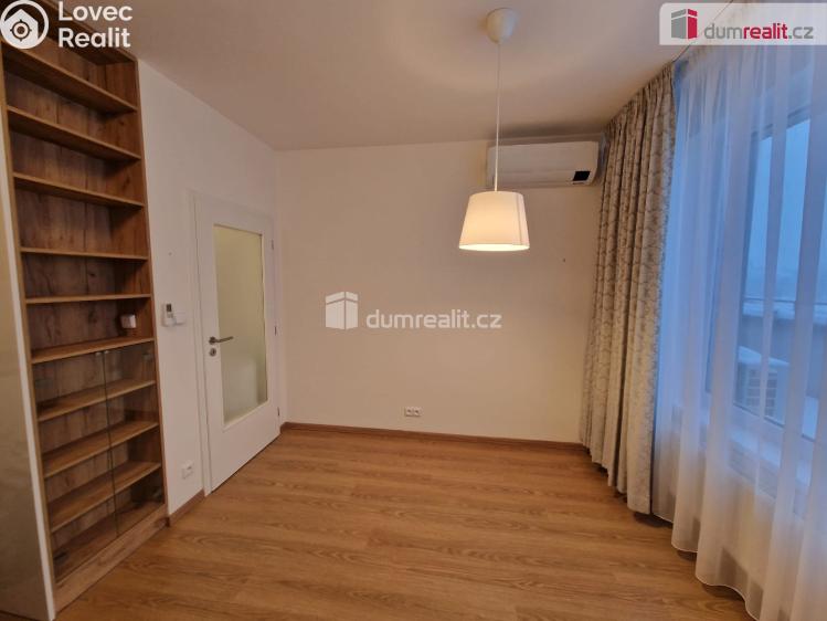 Pronájem bytu 2+KK Praha 14, U Hostavického potoka č. 5