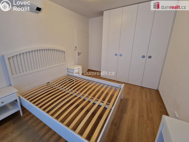 Pronájem bytu 2+KK Praha 14, U Hostavického potoka č. 17