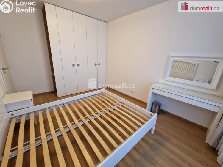 Pronájem bytu 2+KK Praha 14, U Hostavického potoka č. 21