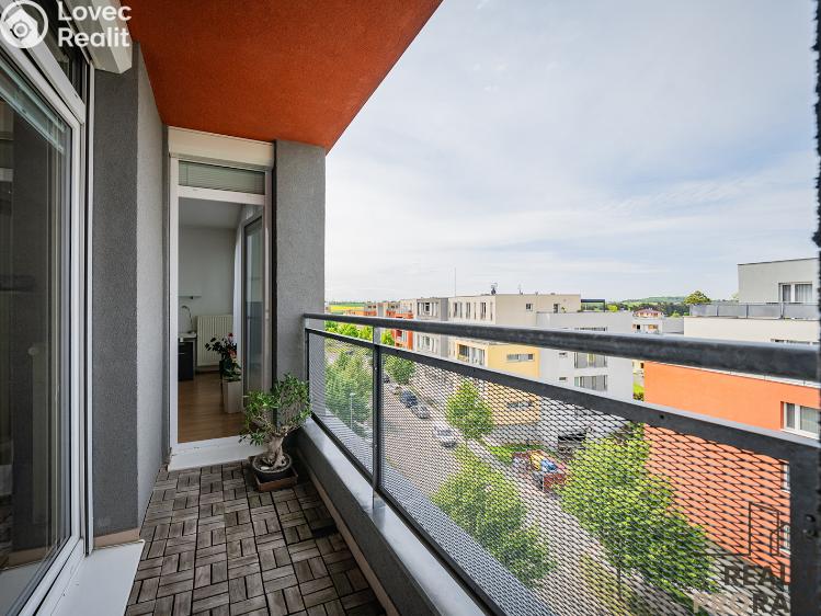 Sale apartment 4+KK Praha, Raichlova č. 21