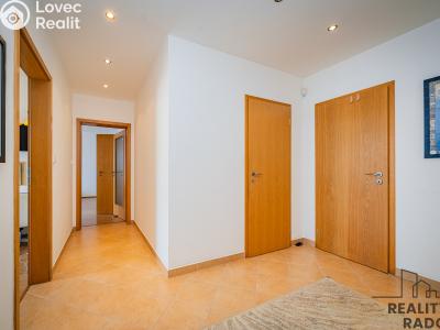 Sale apartment 4+KK Praha, Raichlova č. 10