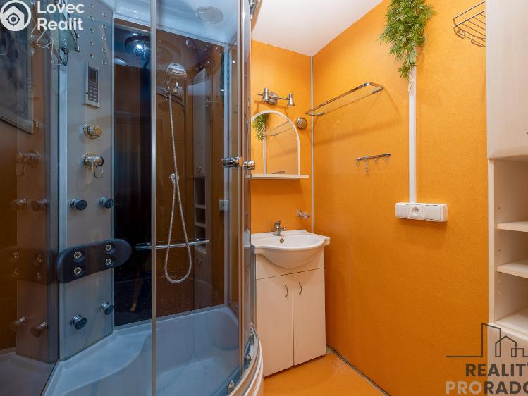 Sale apartment 3+1 Olomouc, Jeremiášova 432/10 č. 7