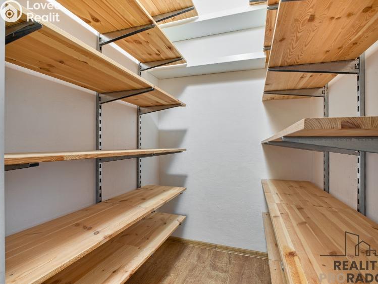 Prodej bytu 2+1 Ostrava, Josefa Brabce 2871/39 č. 8