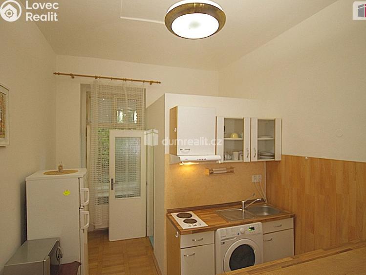 Prodej bytu 1+1 Praha 2, Jana Masaryka č. 7