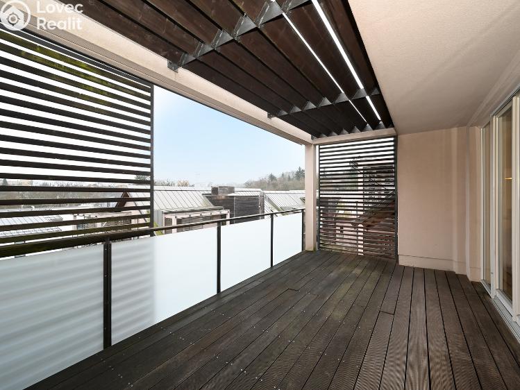 Аренда квартиры 5+KK Praha, Mezilehlá 326/1 č. 6