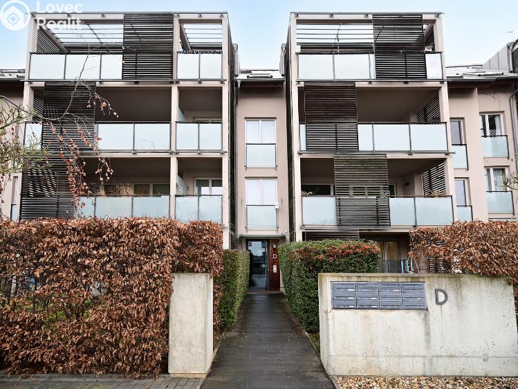 Аренда квартиры 5+KK Praha, Mezilehlá 326/1 č. 34