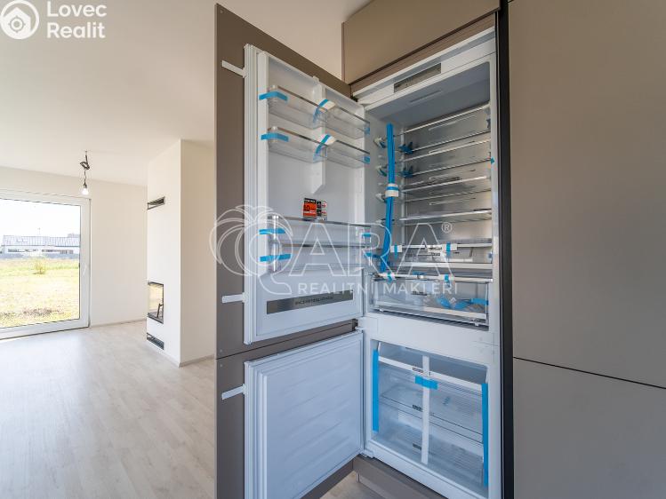 Продажа семейного дома Sibřina, Žitná 621 č. 9