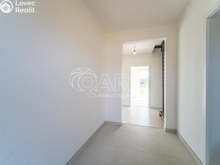 Продажа семейного дома Sibřina, Žitná 621 č. 12