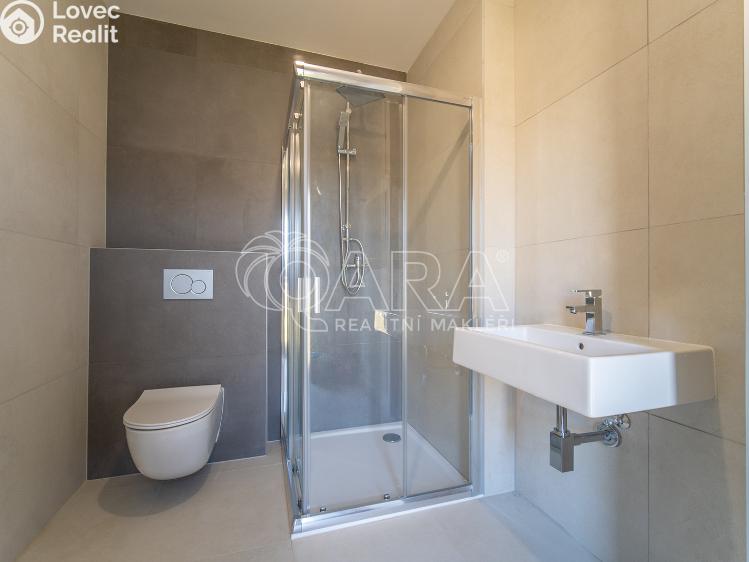 Продажа семейного дома Sibřina, Žitná 621 č. 14