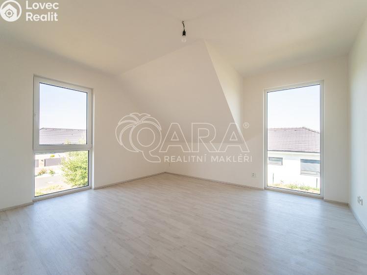 Продажа семейного дома Sibřina, Žitná 621 č. 17