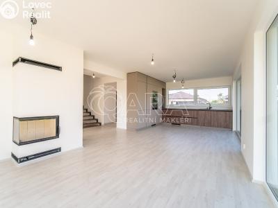 Продажа семейного дома Sibřina, Žitná 621 č. 5