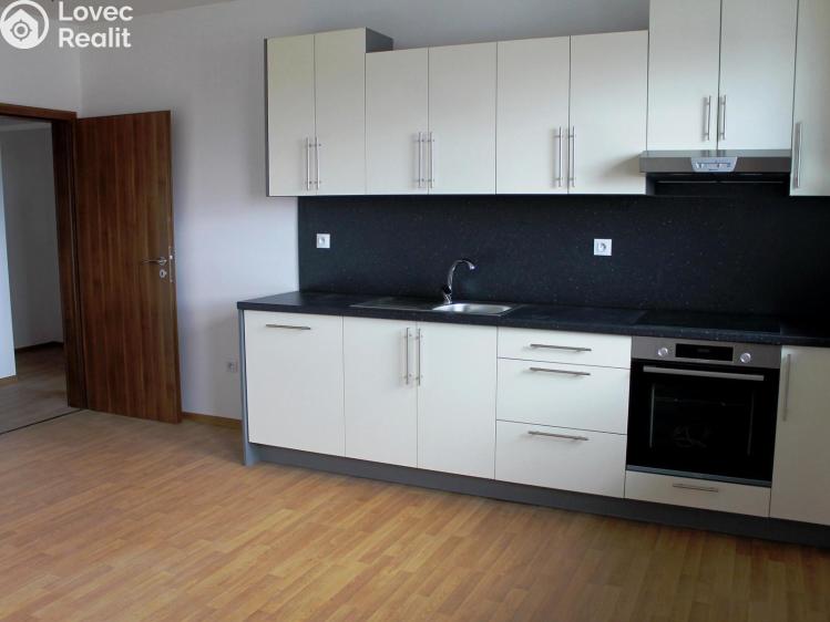 Prodej bytu 4+KK Chýnov, Slunečný vrch č. 1