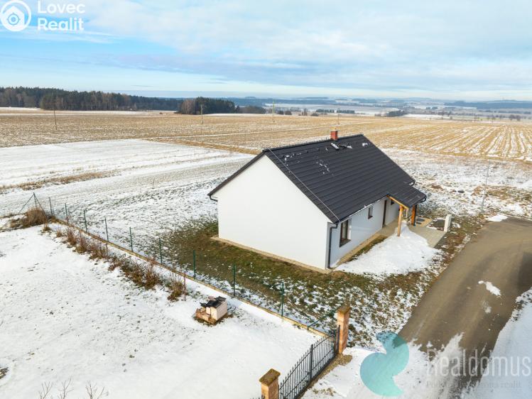 Продажа семейного дома Želeč č. 27