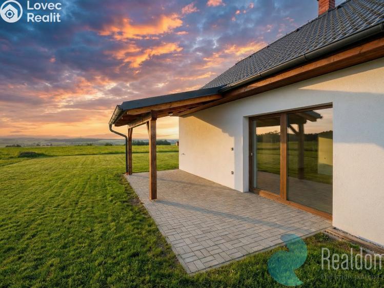 Продаж сімейного будинку Želeč č. 6