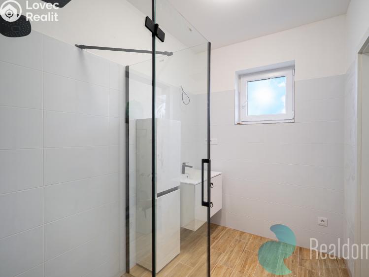 Продаж сімейного будинку Želeč č. 9