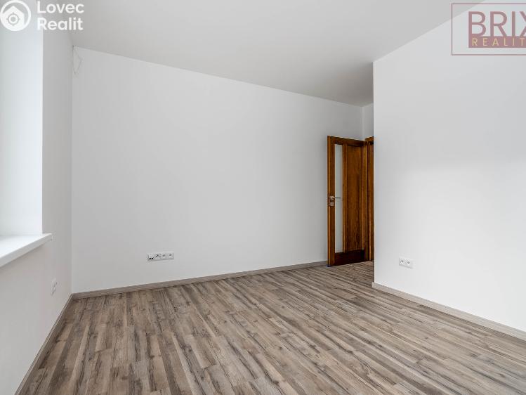 Продаж сімейного будинку Keblov č. 13