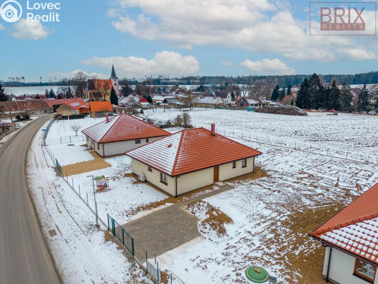 Продаж сімейного будинку Keblov č. 20