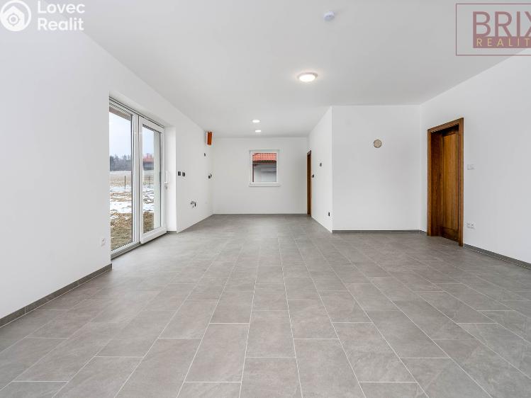 Продаж сімейного будинку Keblov č. 23