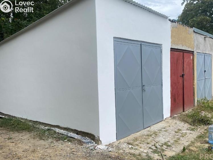 Pronájem garáže Praha, Generála Píky č. 1