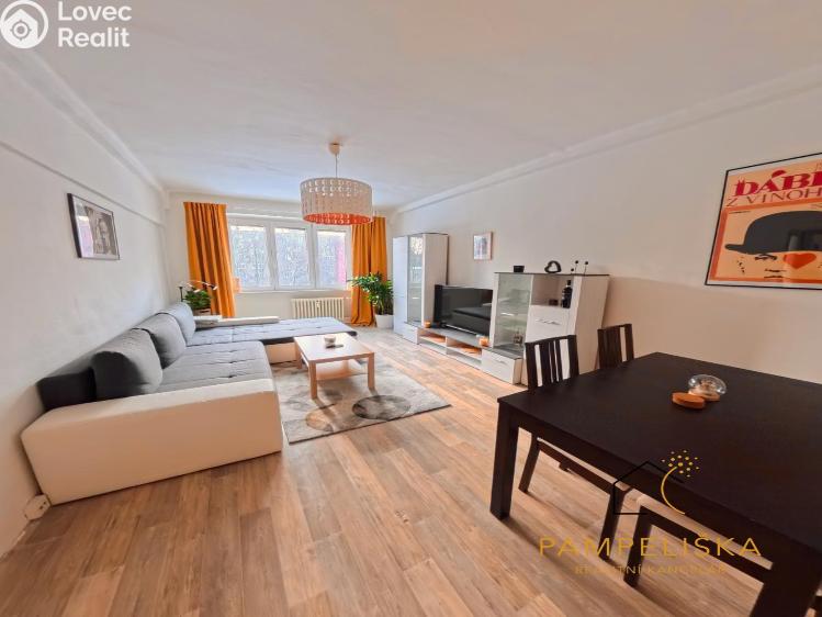 Rent apartment 2+1 Ostrava, Španielova č. 15