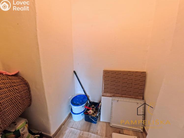 Rent apartment 2+1 Ostrava, Španielova č. 10