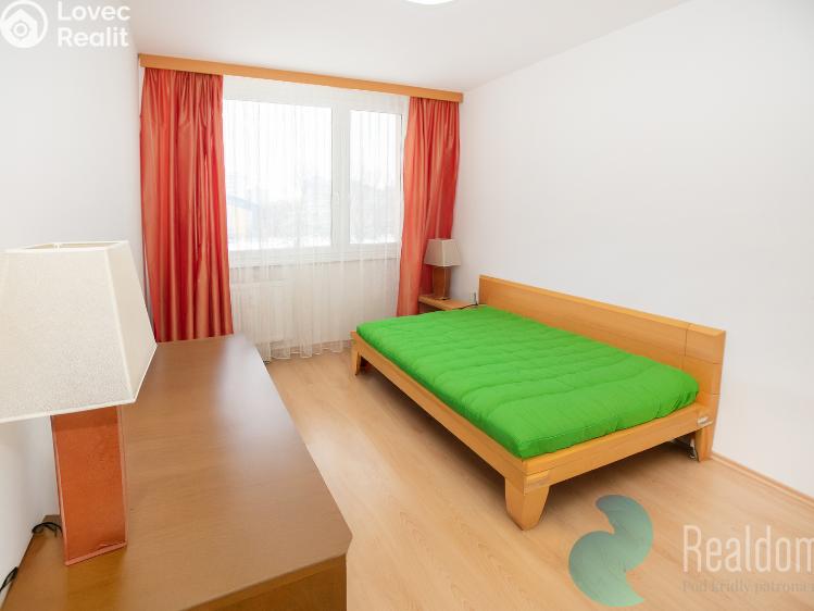 Prodej bytu 3+1 Praha, Brandlova č. 8