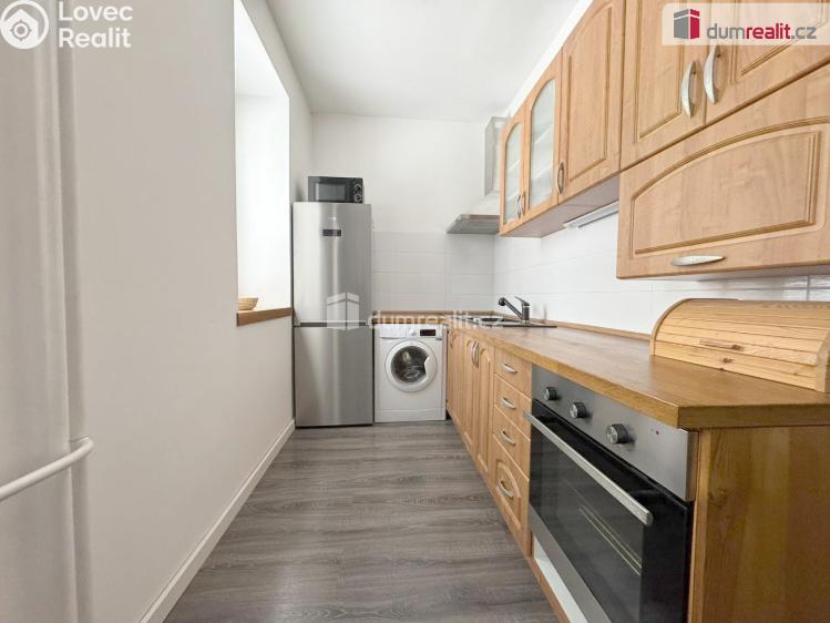 Оренда квартири 1+1 Chomutov, náměstí Dr. Beneše č. 6