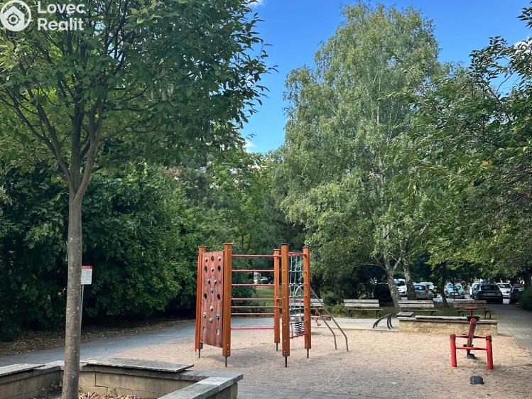 Sale apartment 3+1 Pardubice, kpt. Bartoše č. 17