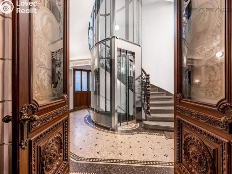 Rent apartment 2+1 Praha, Široká č. 17