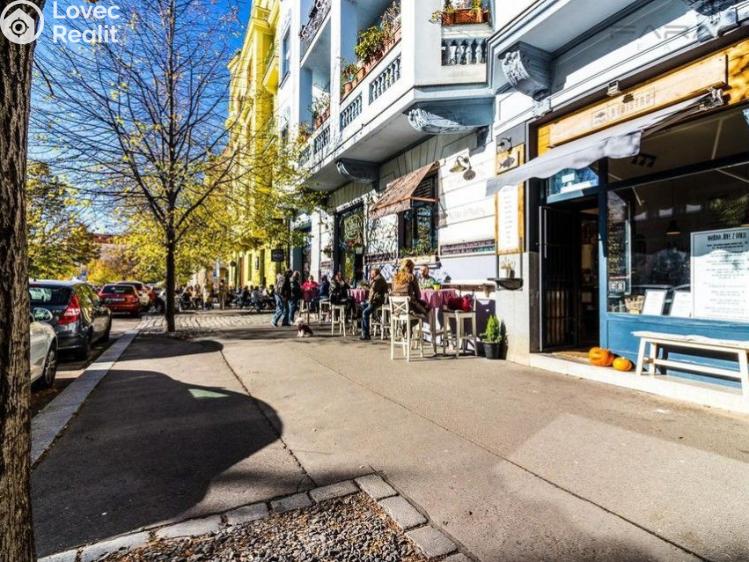 Prodej bytu 1+KK Praha, Laubova č. 10