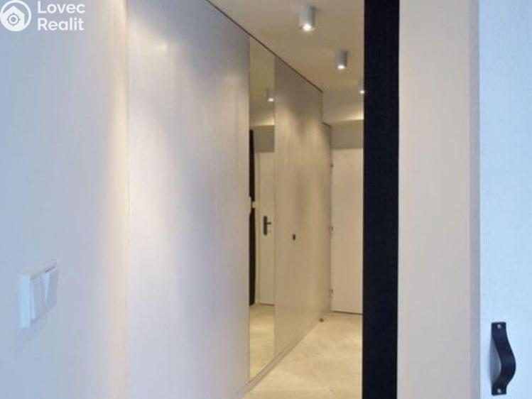 Prodej bytu 1+KK Praha, Laubova č. 16