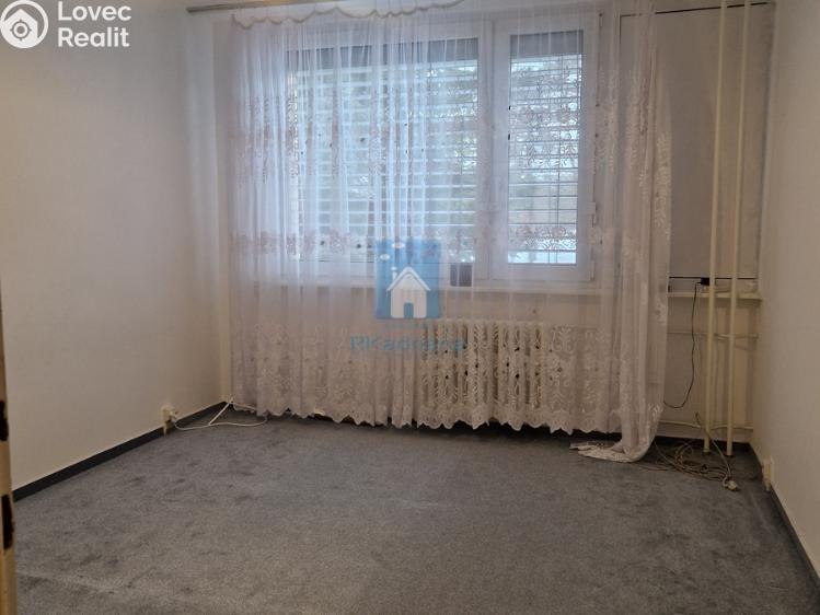 Pronájem bytu 4+1 Praha, Chalabalova č. 8