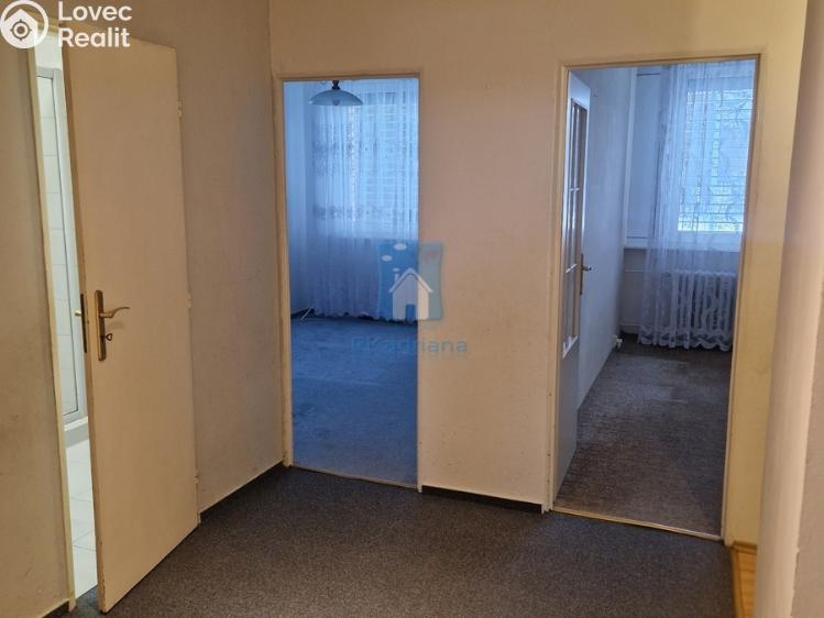 Pronájem bytu 4+1 Praha, Chalabalova č. 18