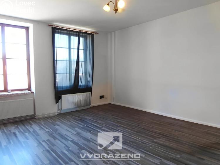 Продажа семейного дома Dolní Kounice, Hlavní č. 14