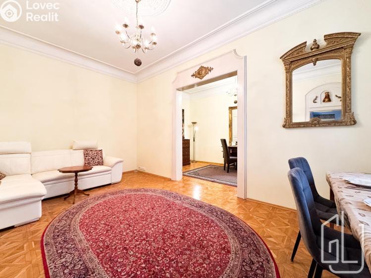 Pronájem bytu 4+1 Praha, Všehrdova 447/10 č. 8