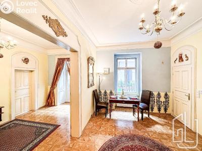 Pronájem bytu 4+1 Praha, Všehrdova č. 2