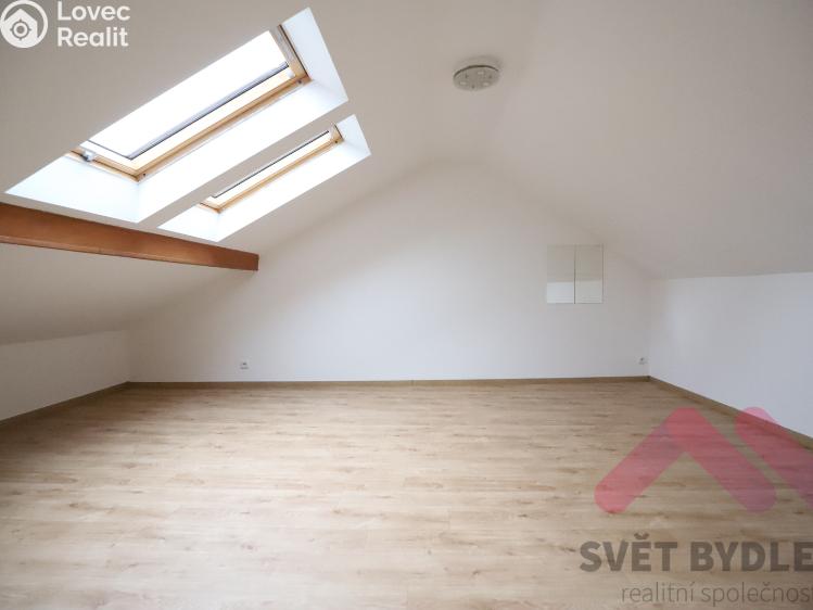 Pronájem rodinného domu Vestec, Na Suchých 218 č. 14